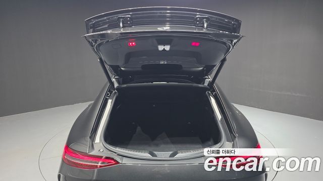 Mercedes-Benz AMG GT 2021 — photo 24