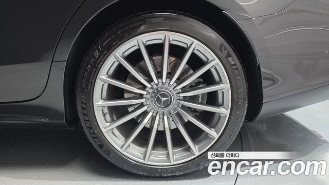 Mercedes-Benz AMG GT 2021 — photo 7