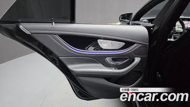 Mercedes-Benz AMG GT 2021 — photo 15