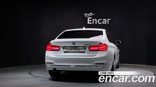 BMW 3-Series 2018 — photo 4