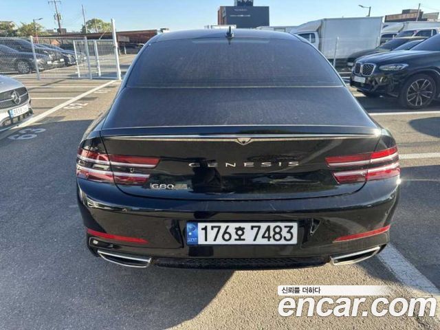 Genesis G80 2022 — photo 3