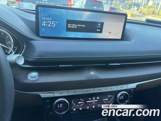 Genesis G80 2022 — photo 10