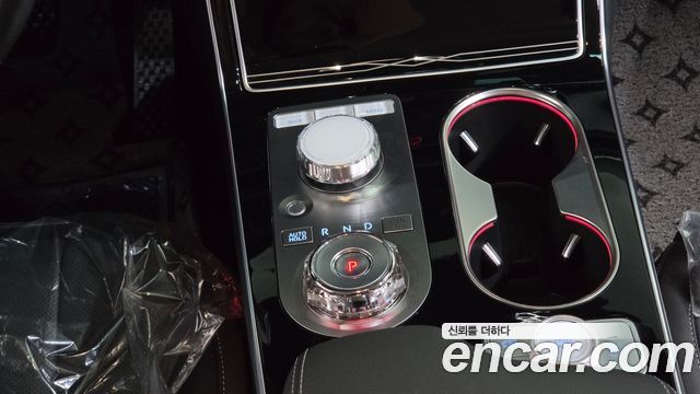 Genesis GV80 2025 — photo 12