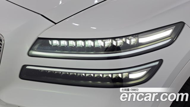 Genesis GV80 2025 — photo 8