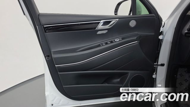 Genesis GV80 2025 — photo 14