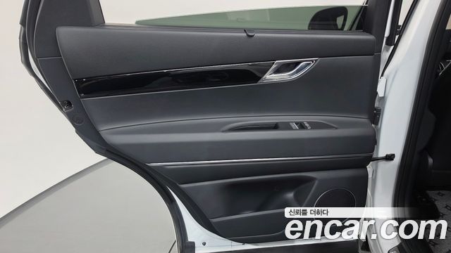 Genesis GV80 2025 — photo 15