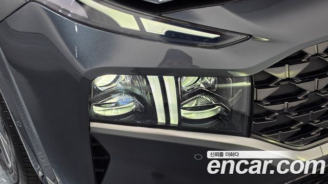 Hyundai Santafe 2021 — photo 8