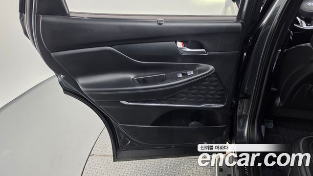 Hyundai Santafe 2021 — photo 15