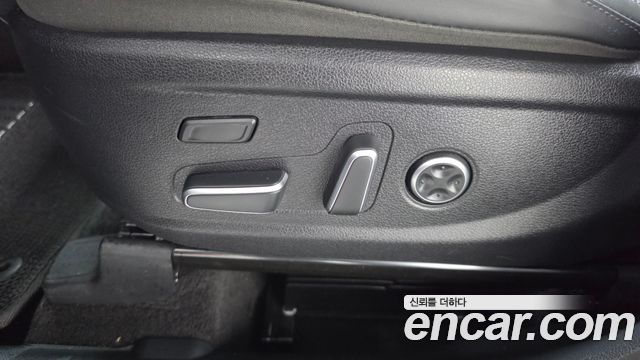 Hyundai Santafe 2021 — photo 30