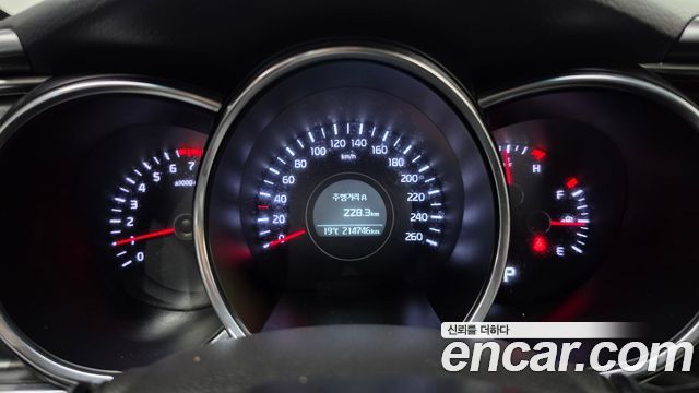 Kia K5 2014 — photo 8