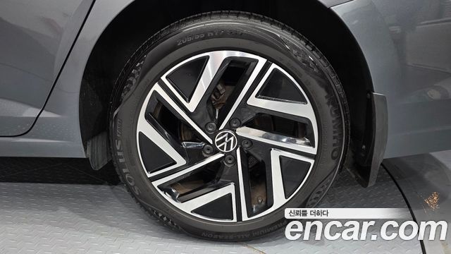 Volkswagen Jetta 2024 — photo 7