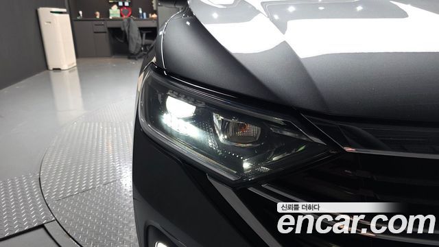 Volkswagen Jetta 2024 — photo 8