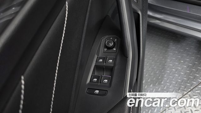 Volkswagen Jetta 2024 — photo 29