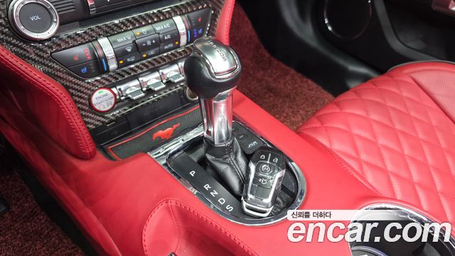 Ford Mustang 2015 — photo 12
