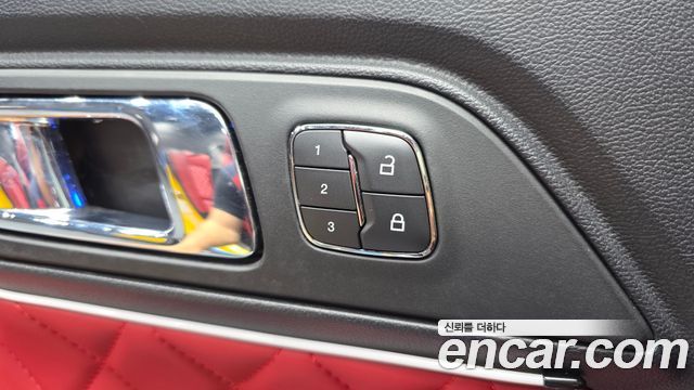 Ford Mustang 2015 — photo 19