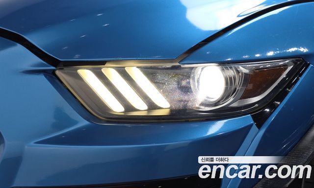 Ford Mustang 2015 — photo 8