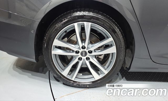 Audi A6 2022 — photo 5