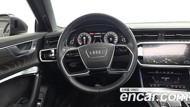 Audi A6 2022 — photo 18