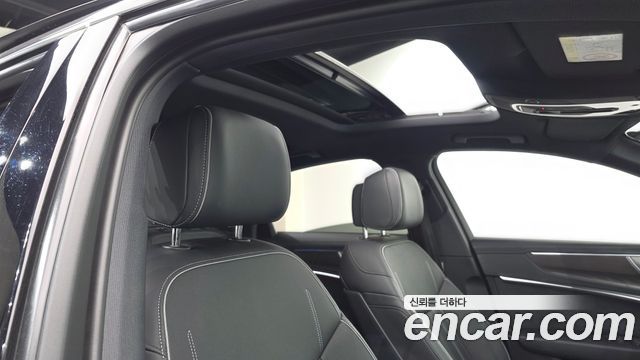 Audi A6 2022 — photo 23