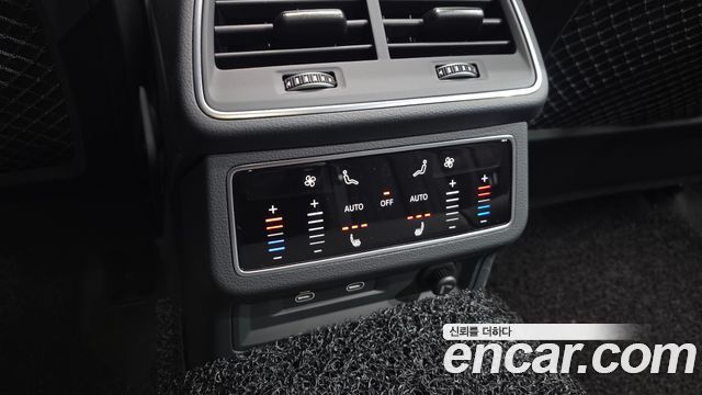 Audi A6 2022 — photo 25