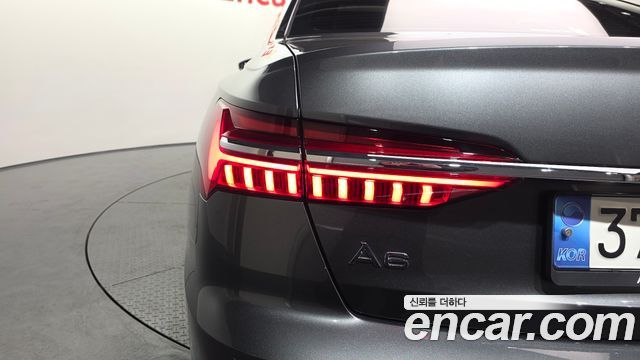 Audi A6 2022 — photo 9