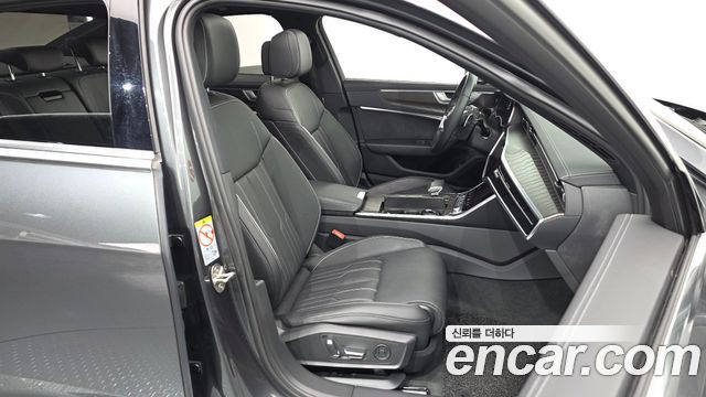 Audi A6 2022 — photo 16