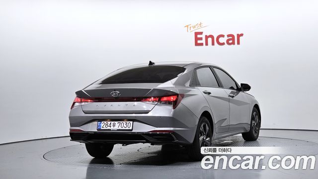 Hyundai AVANTE 2023 — photo 2