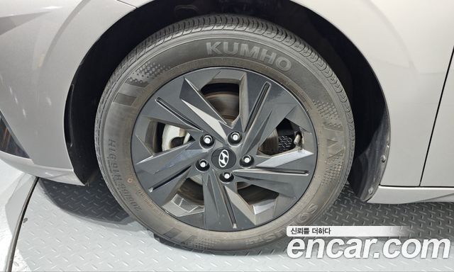 Hyundai AVANTE 2023 — photo 5