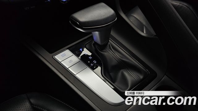 Hyundai AVANTE 2023 — photo 12