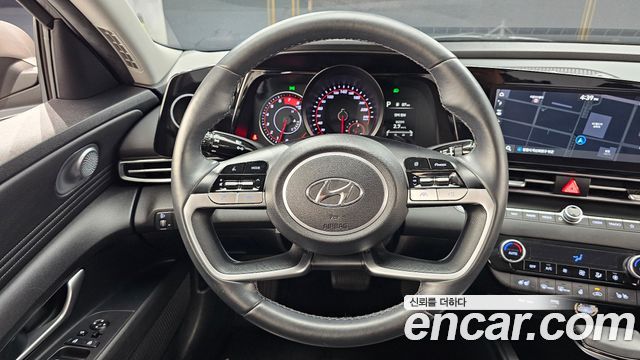 Hyundai AVANTE 2023 — photo 19