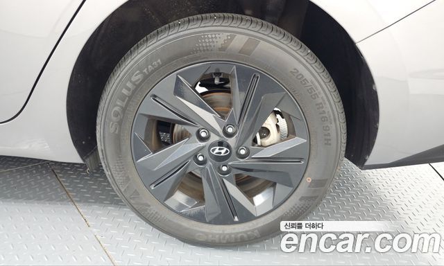 Hyundai AVANTE 2023 — photo 7