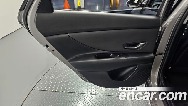 Hyundai AVANTE 2023 — photo 15