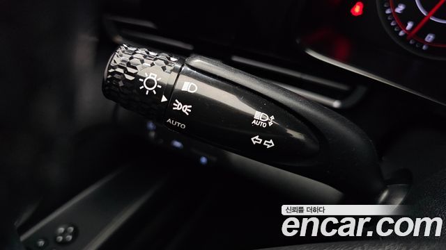 Hyundai AVANTE 2023 — photo 28
