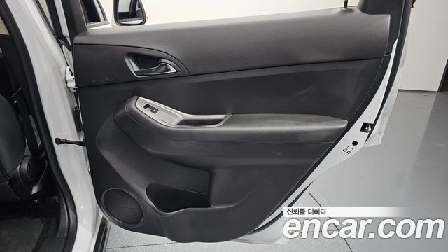 Chevrolet Korea Orlando 2015 — photo 15