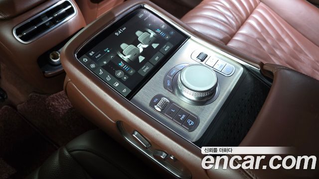 Genesis G90 2022 — photo 19