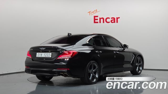 Genesis G70 2019 — photo 2