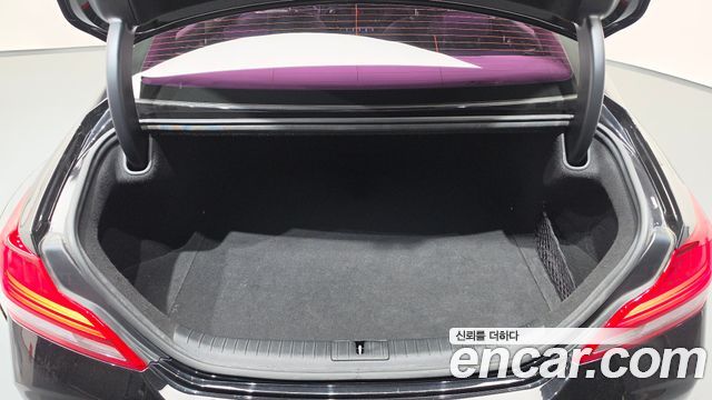 Genesis G70 2019 — photo 24