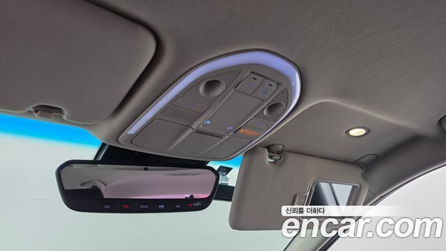 Genesis G70 2019 — photo 26