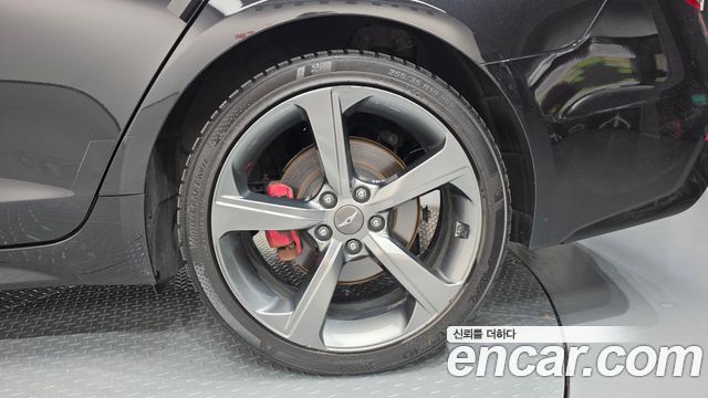 Genesis G70 2019 — photo 7