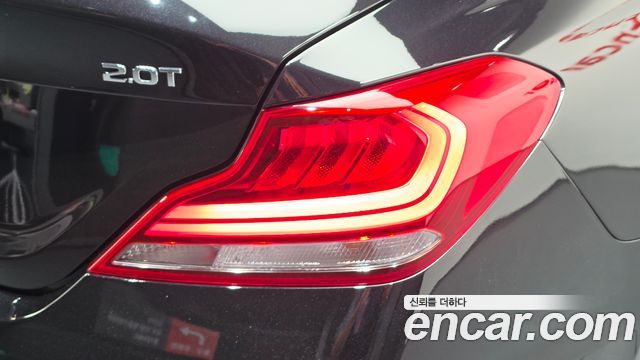 Genesis G70 2019 — photo 9