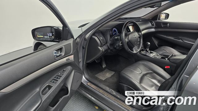 Infiniti G 2010 — photo 13