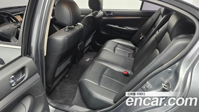 Infiniti G 2010 — photo 18