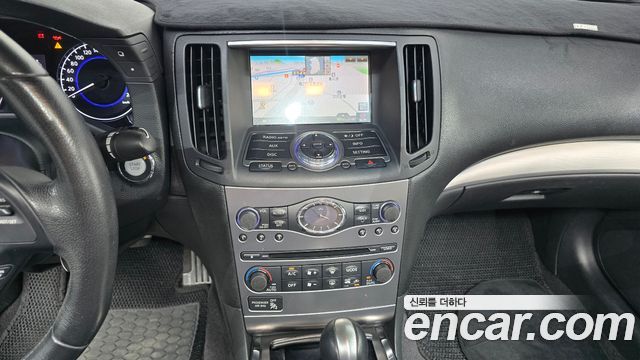 Infiniti G 2010 — photo 20