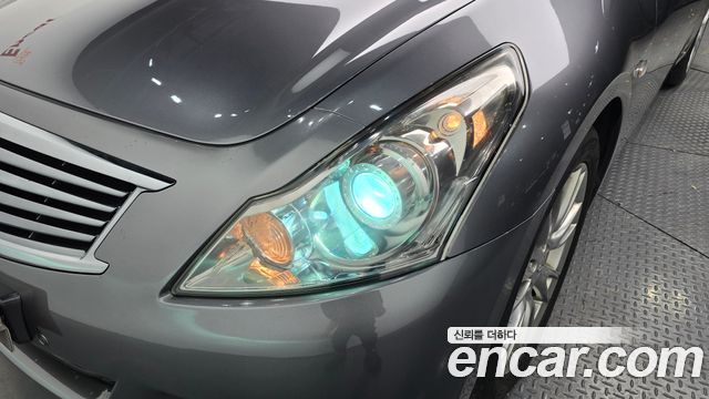 Infiniti G 2010 — photo 8