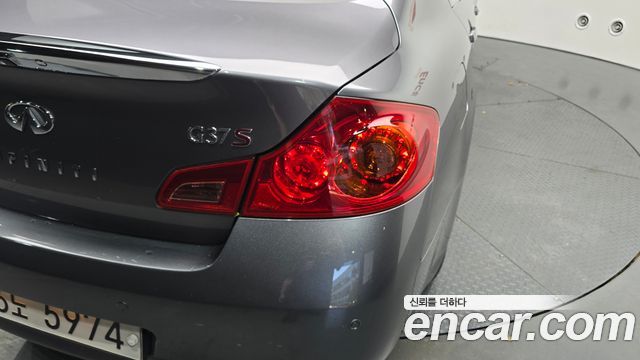 Infiniti G 2010 — photo 9