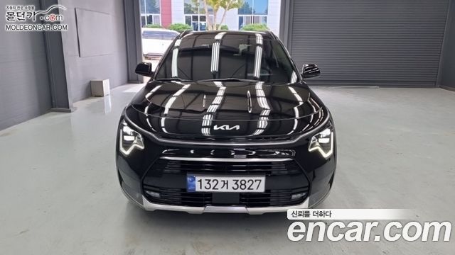 Kia Niro 2023 — photo 1