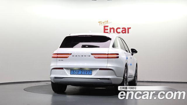 Genesis GV70 2022 — photo 4