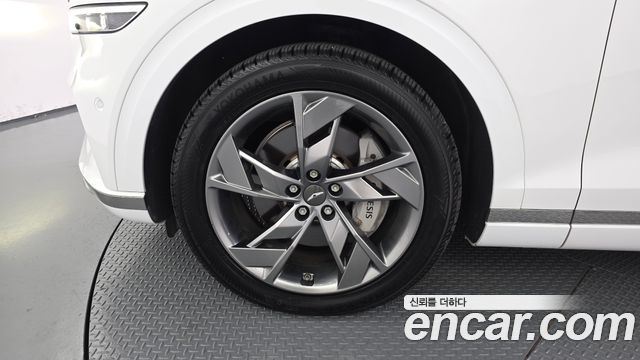 Genesis GV70 2022 — photo 5