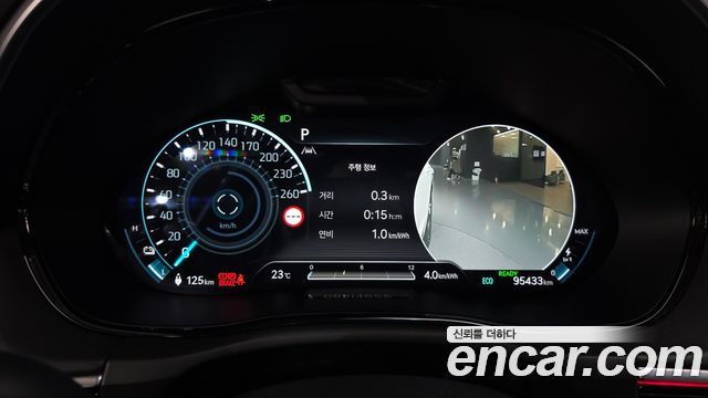 Genesis GV70 2022 — photo 8
