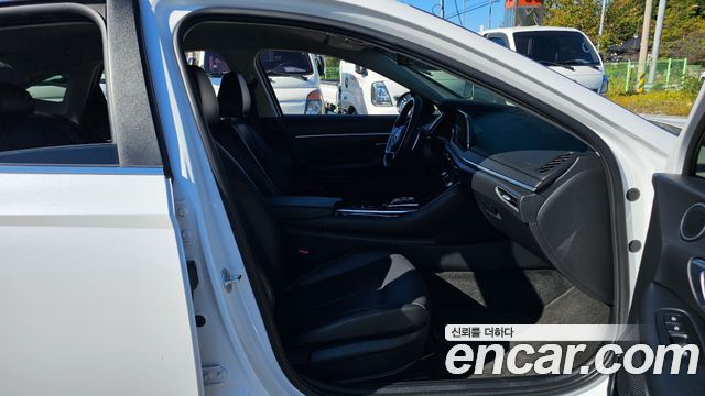 Hyundai Sonata 2020 — photo 11